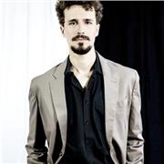 Lezioni di Storia, Letteratura, Public Speaking e Dizione a Milano e online. Storico e attore di teatro con esperienza accademica